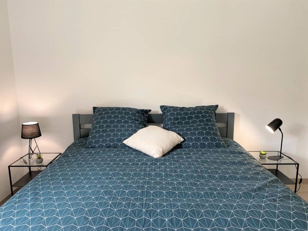 Neuf Avec Balcon, Proche Du Port De - Fr-1-368-392 Apartment
